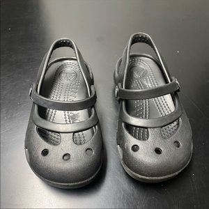 Crocs Mary Jane style ( new )
